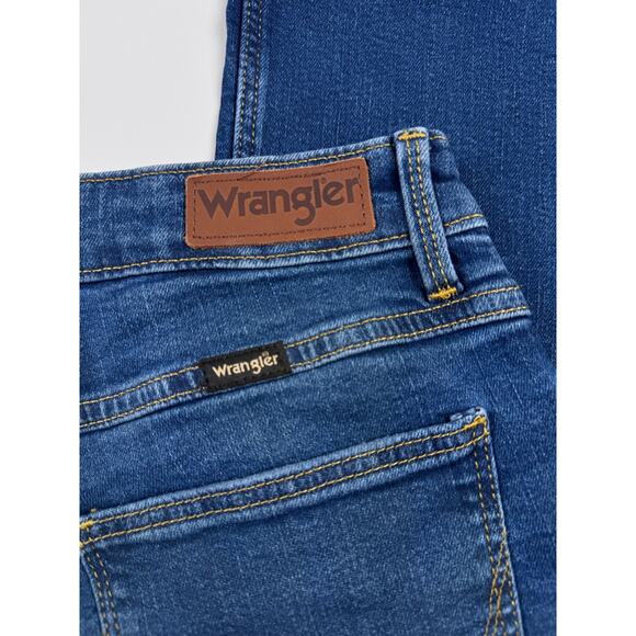 Wrangler High Rise Bold Boot Jeans – Dark Blue, Size 2/26x32, New - Picture 8 of 9